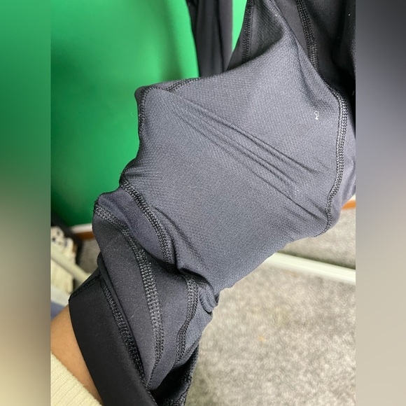 Lululemon Athleta Black Capris Mesh Mix Sz 4 Sell As Is - Picture 6 of 8